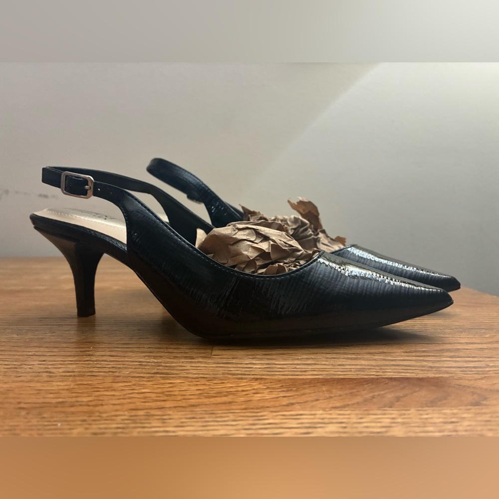 Alfani stepflex black patent sling back kitten heels NWOB